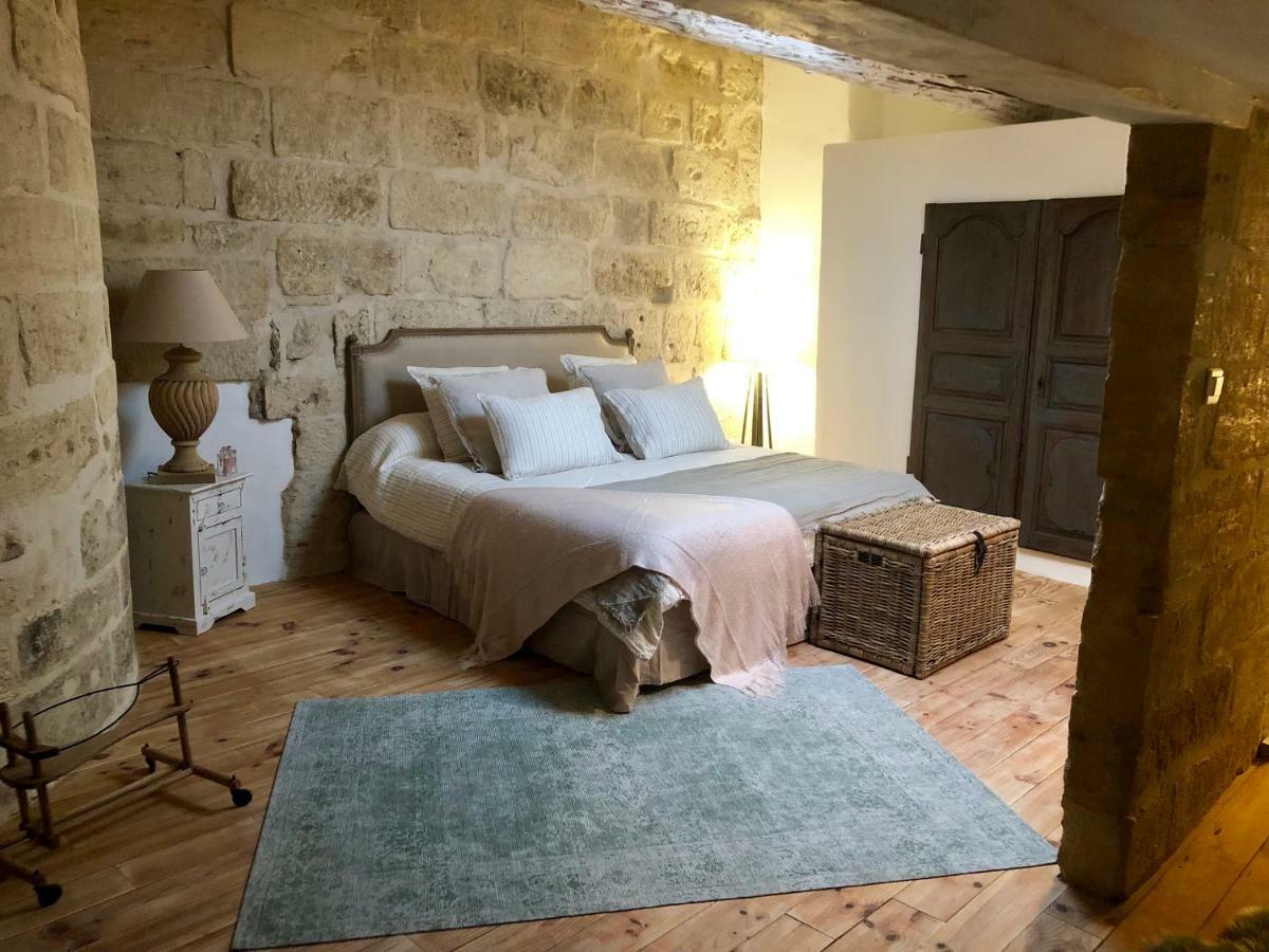 Duplex Centre Historique Uzes Appartement Buitenkant foto